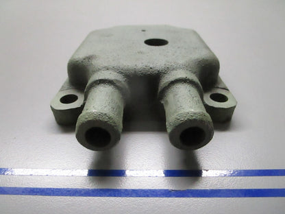 *NEW OEM* 0810 OMC Johnson Evinrude End Cap 910280 0910280