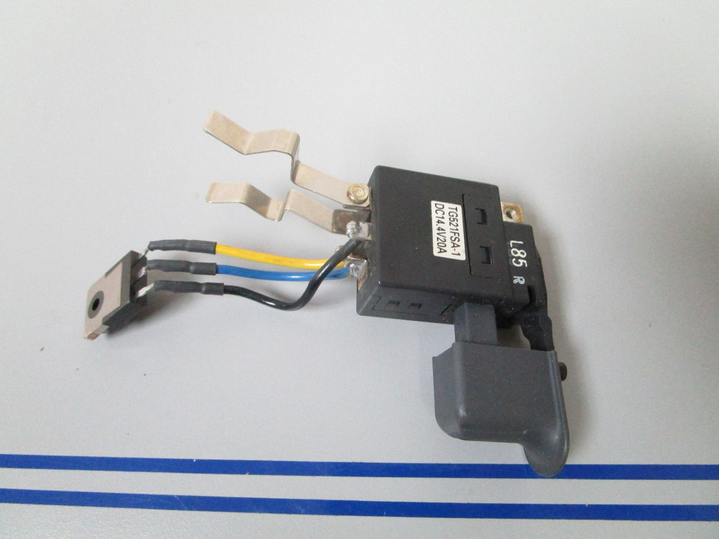NEW OEM 315-140 Hitachi Switch 0720