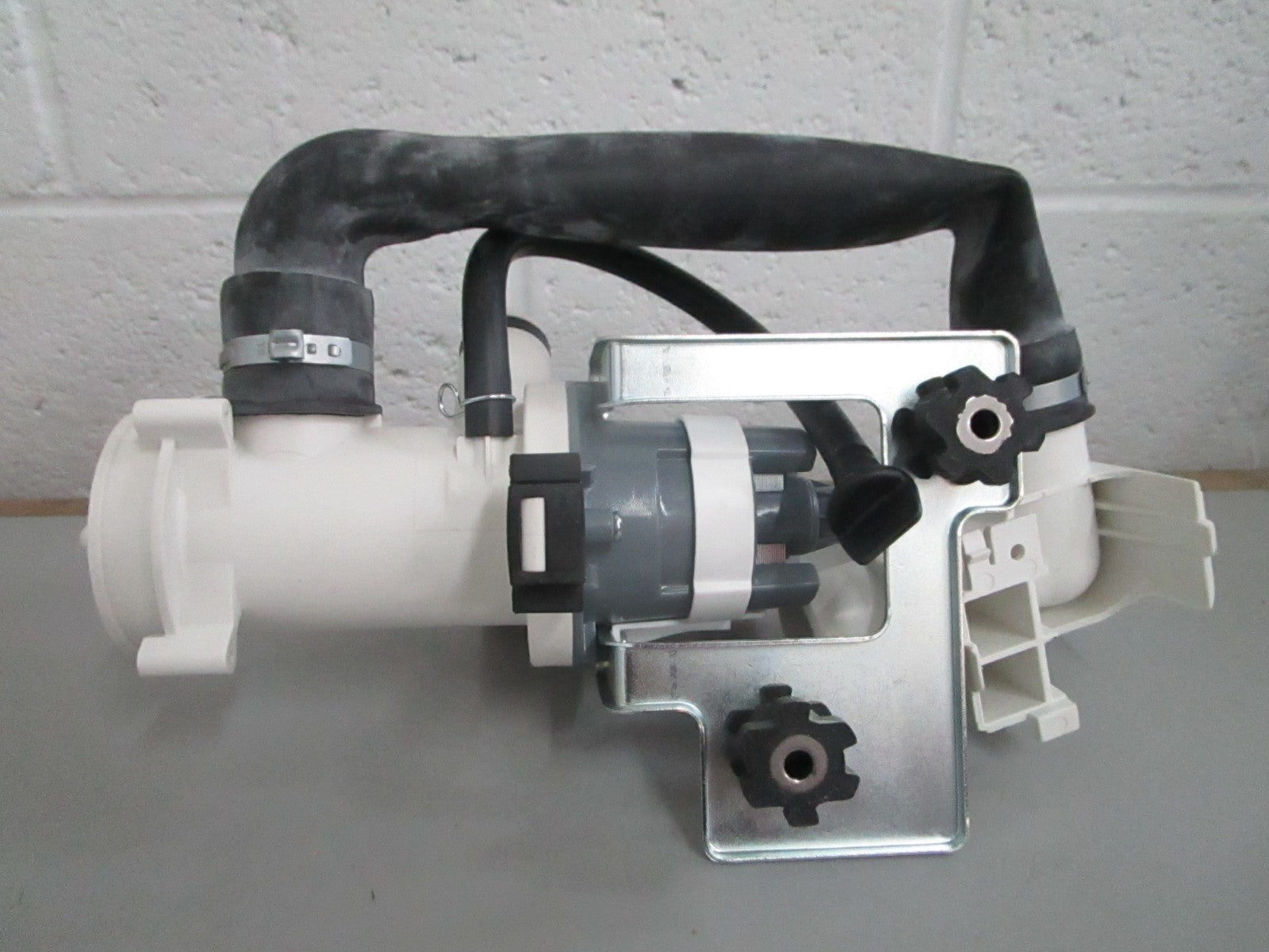 *NEW* 0820 Supco Washer Pump LP1700A Replaces: DC96-01700A