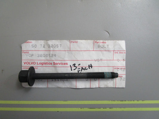 *NEW OEM* 0810 Volvo Penta Bolt 3808529