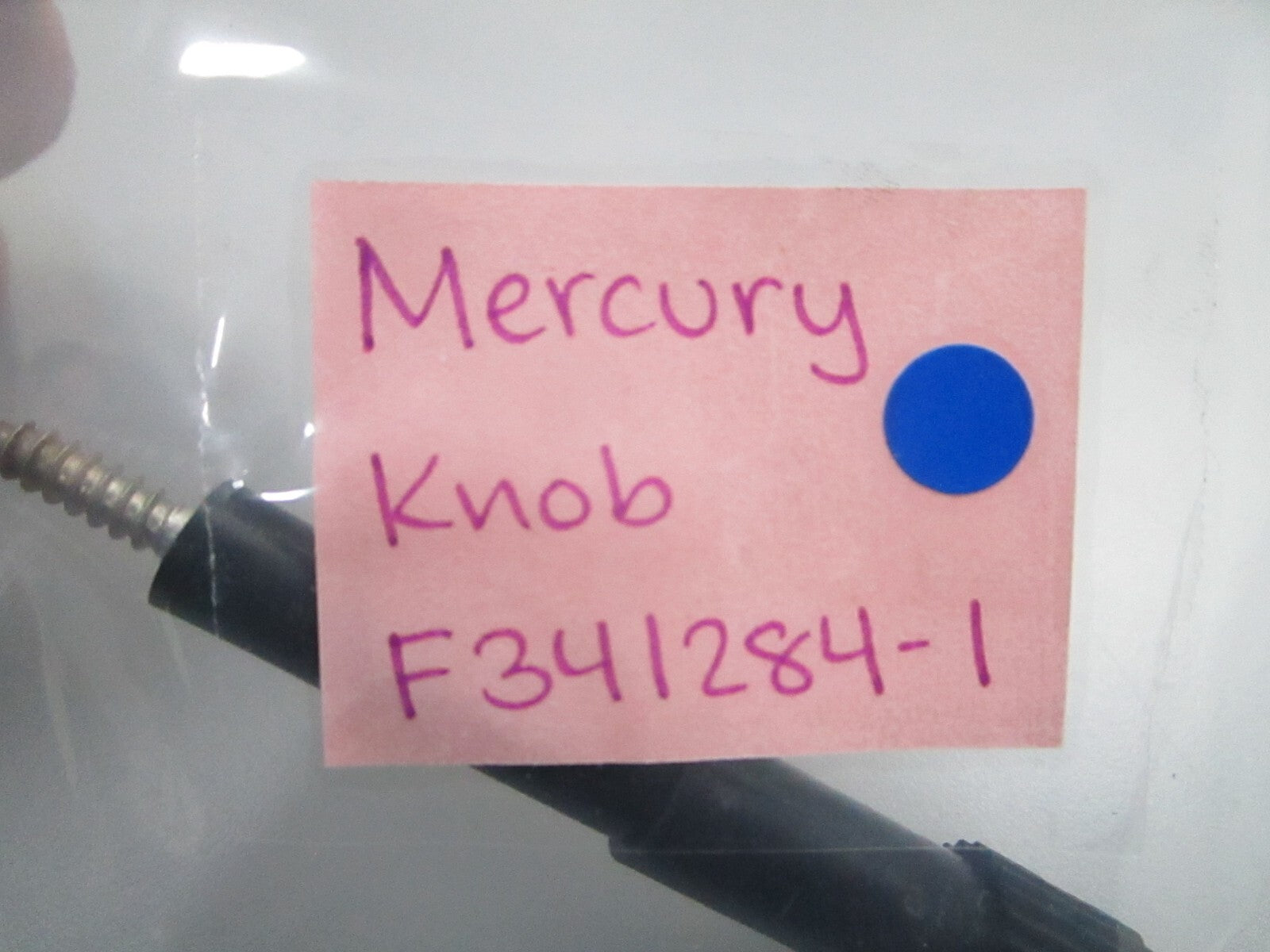 *NEW OEM* 0810 Mercury Quicksilver Knob F341284-1