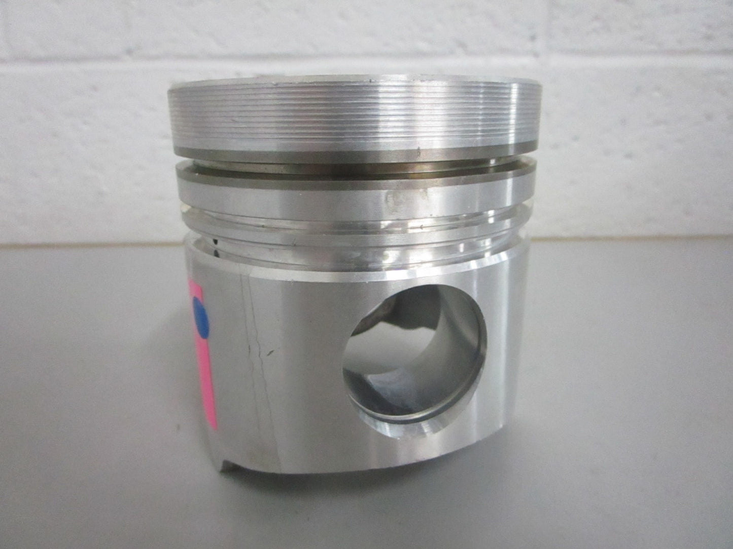 NEW OEM 3803820 Cummins Piston 0820