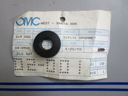 *NEW OEM* 0770 OMC Johnson Evinrude Grommet 319131 0319131