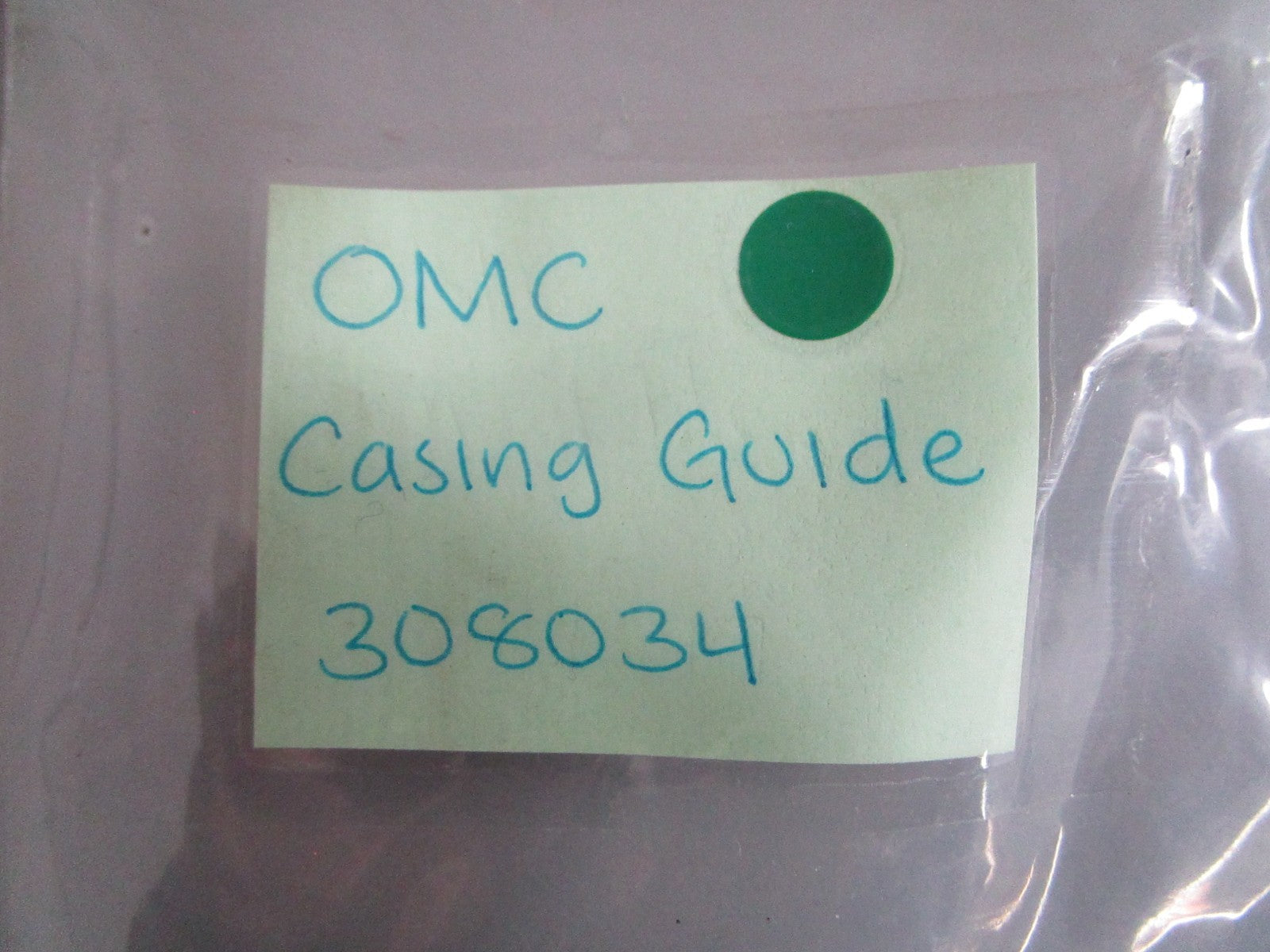 NEW OEM 308034 0308034 OMC Johnson Evinrude Casing Guide 0820