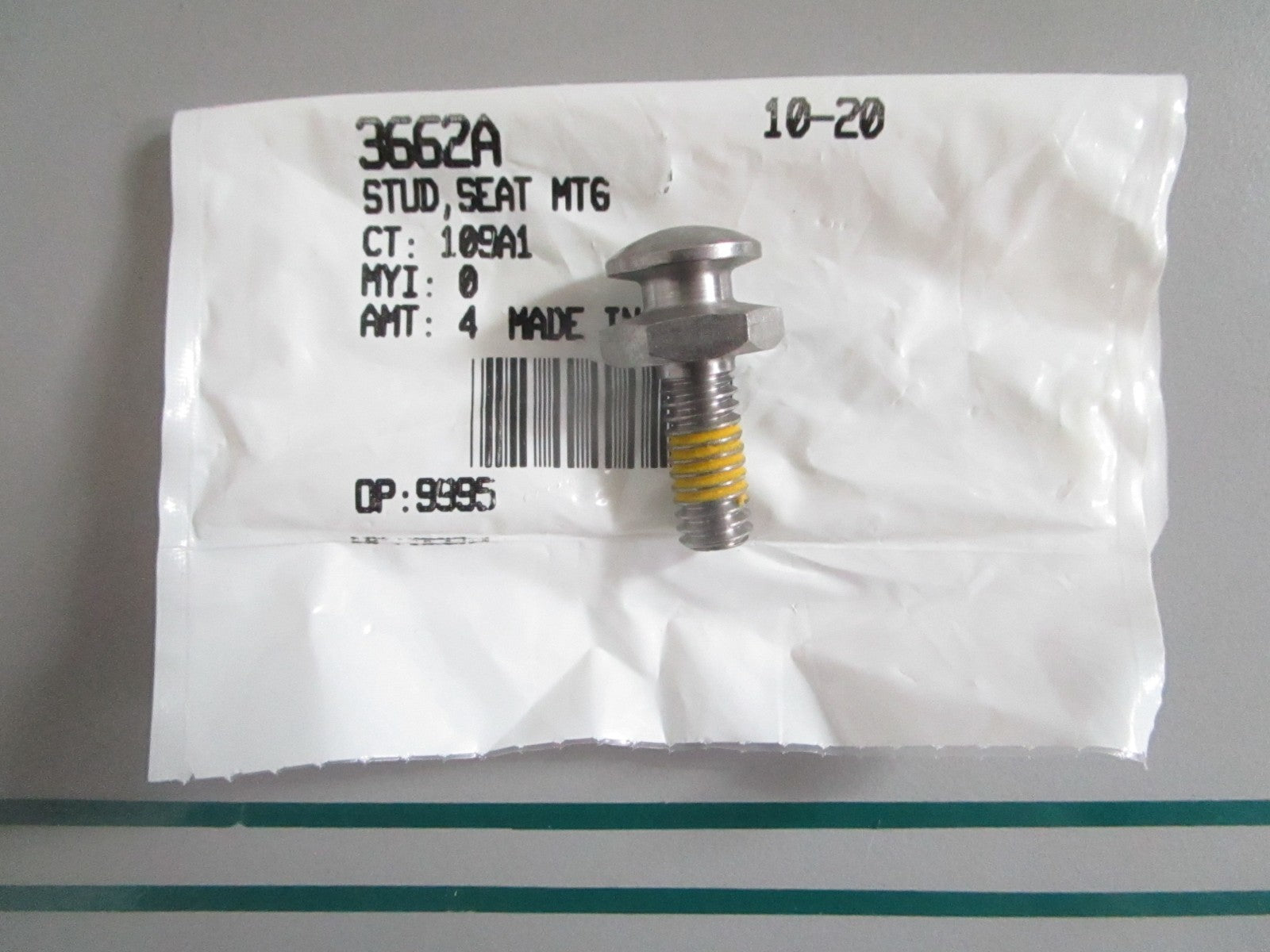 NEW OEM 3662A Harley-Davidson Stud 0820