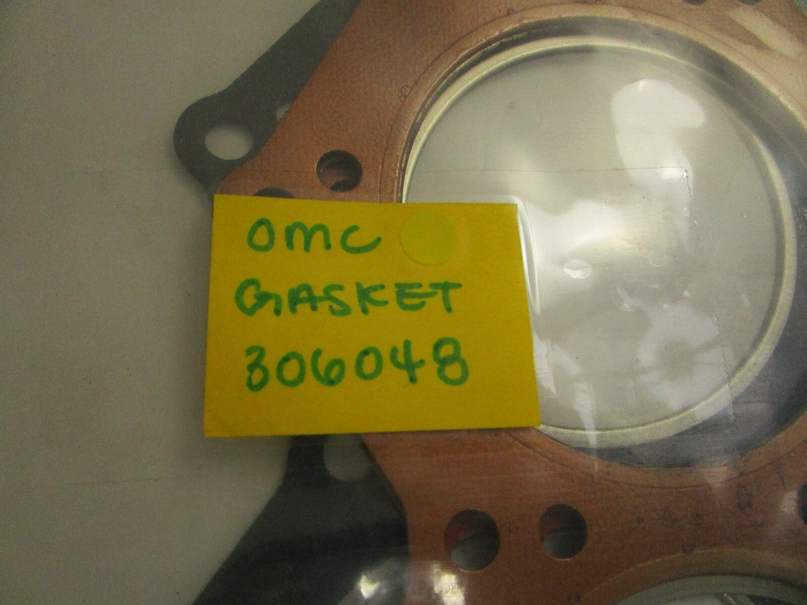 *NEW OEM* 0810 OMC Johnson Evinrude Gasket 306048 0306048