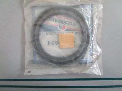 NEW OEM 26-93924 Mercury Quicksilver Seal 0820