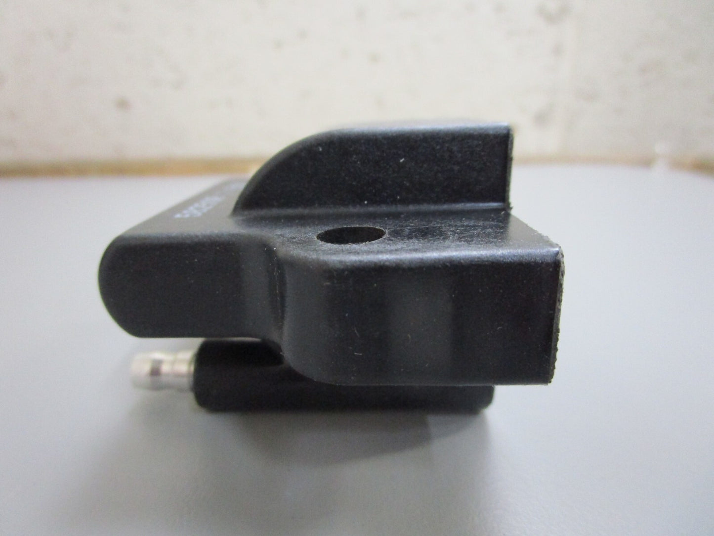 *NEW OEM* 0820 OMC Johnson Evinrude Ignition Coil 582508 0582508
