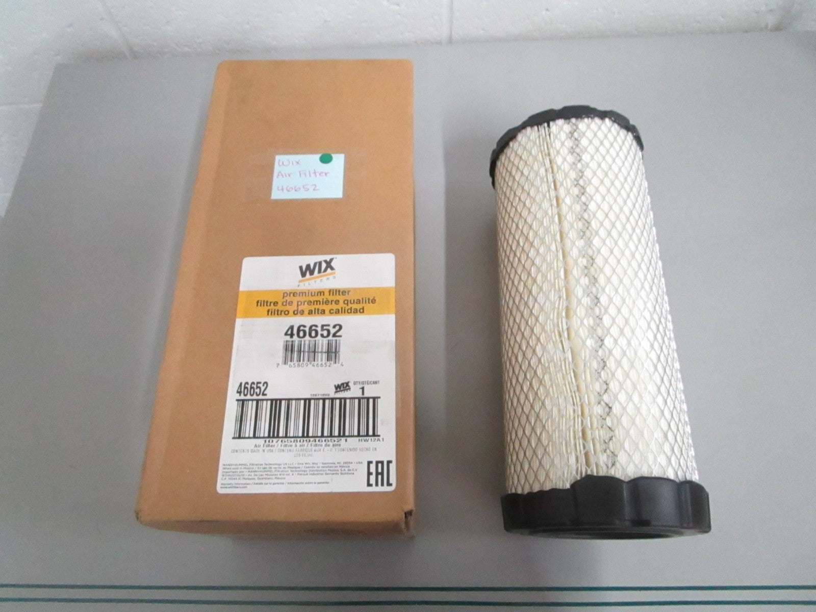 NEW OEM 46652 Wix Air Filter 0820