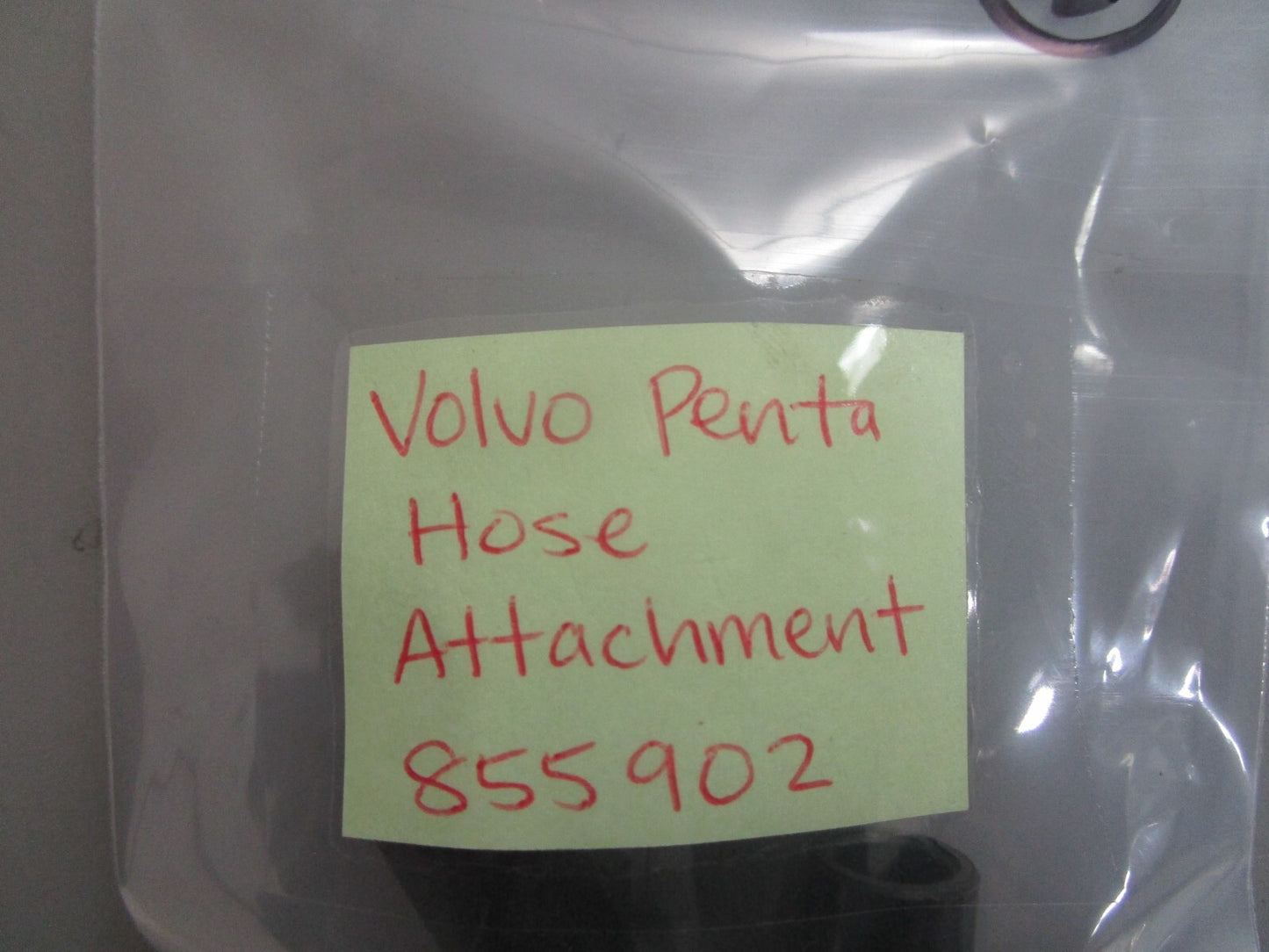 *NEW OEM* 0810 Volvo Penta Hose Attachment 855902