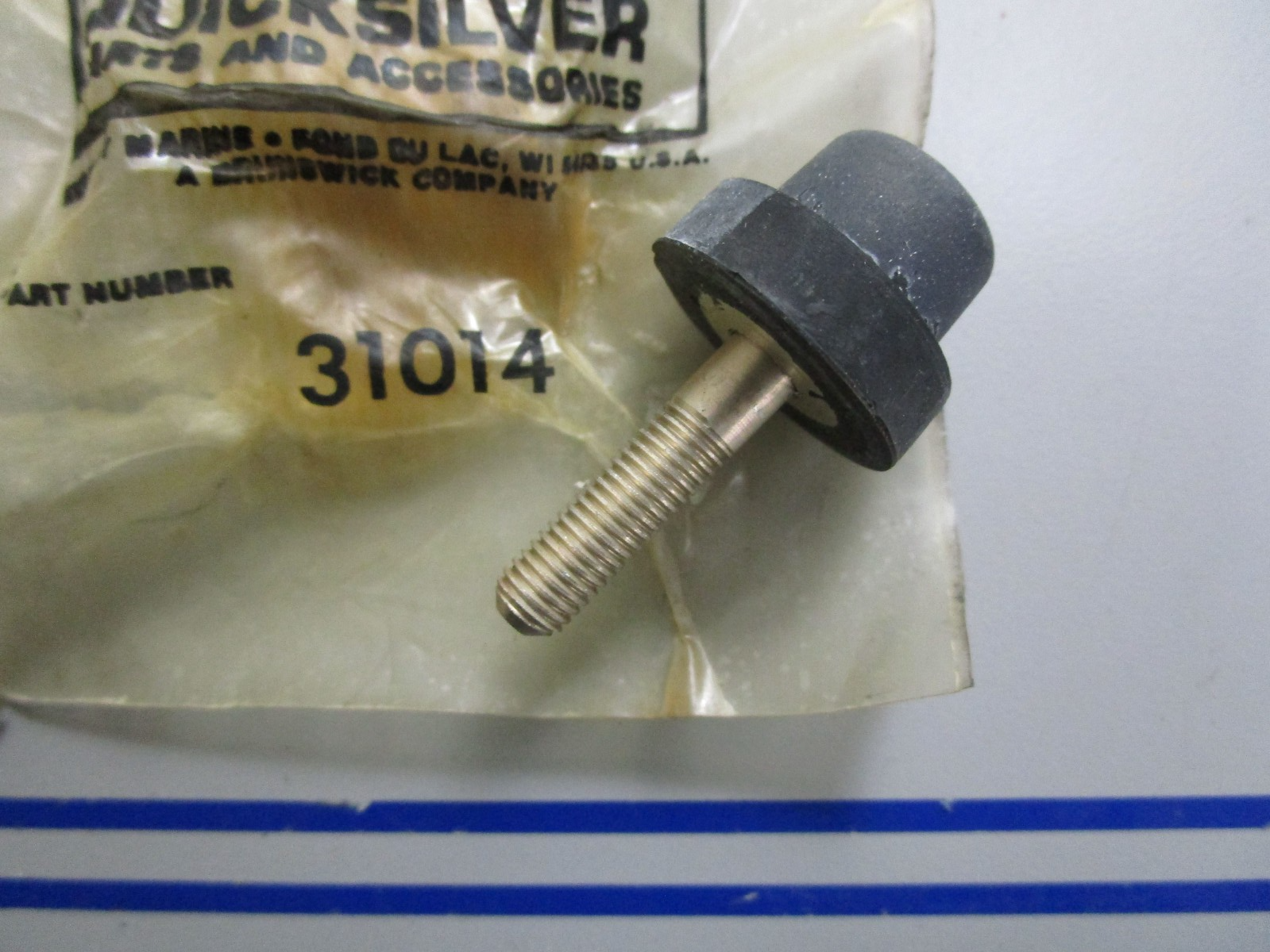 *NEW OEM* 0770 Mercury Quicksilver Mount 31014