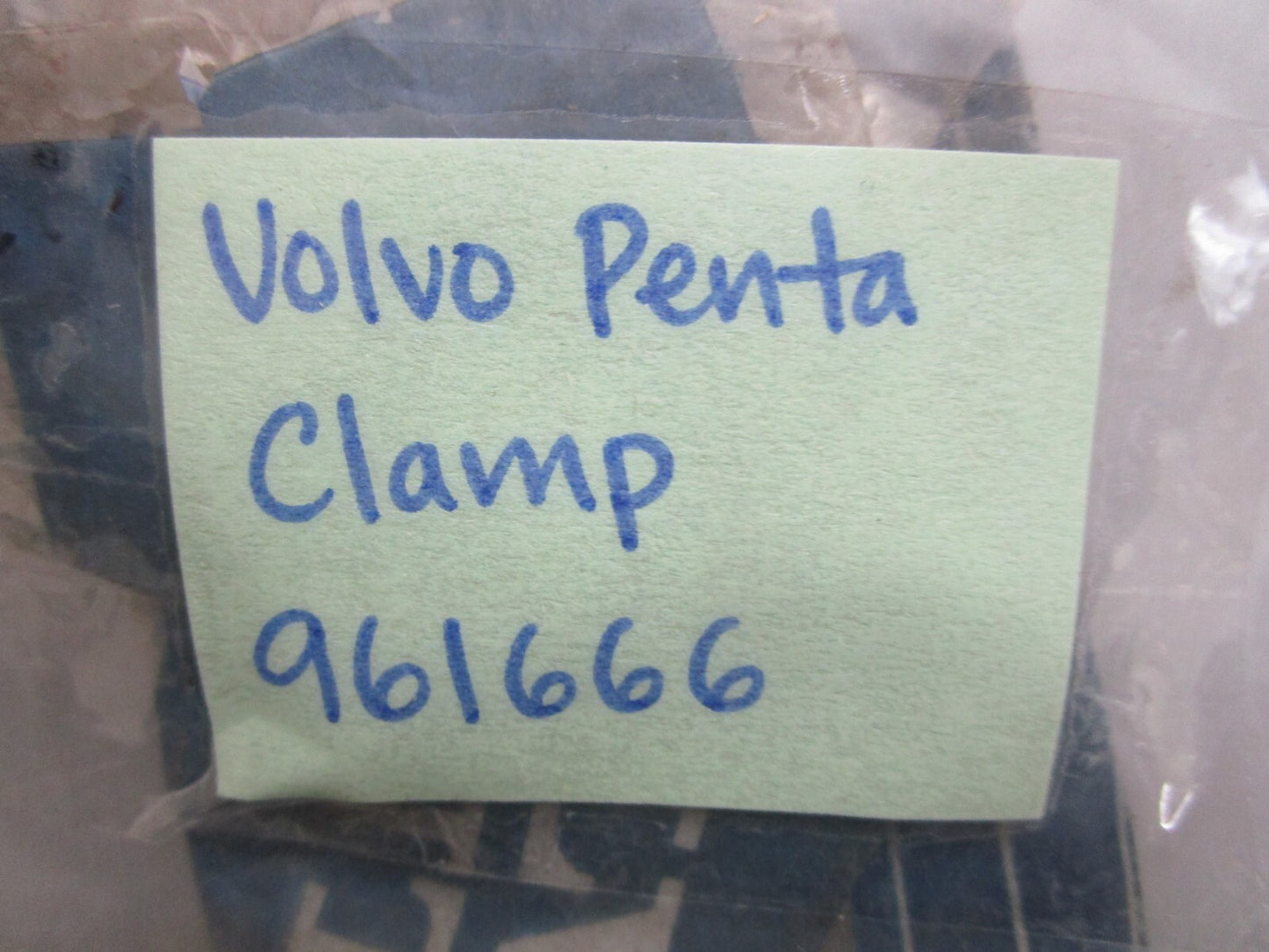 *NEW OEM* 0810 Volvo Penta Clamp 961666