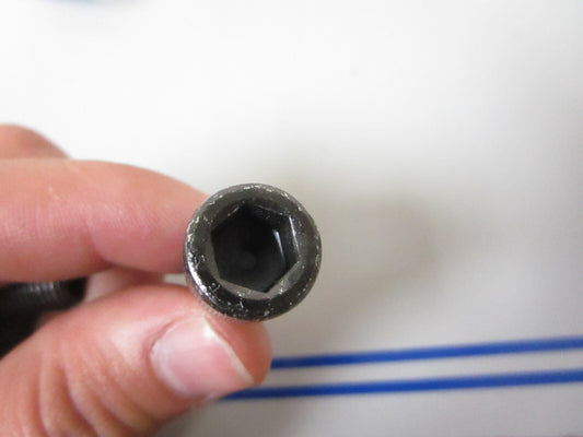 *NEW OEM* 0810 Volvo Penta Screw 3860432