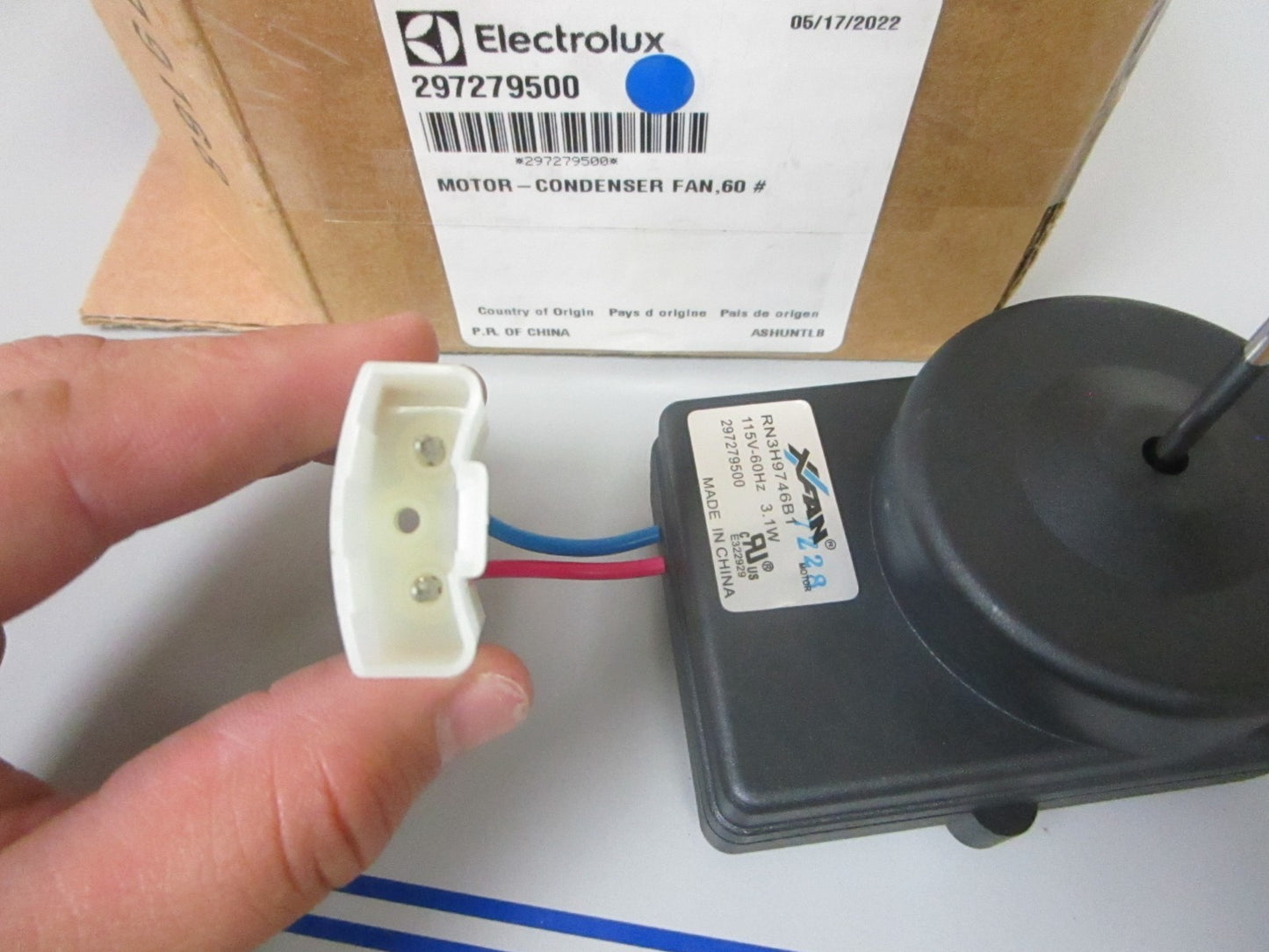 *NEW OEM* 0720 Electrolux Condenser Fan Motor 297279500