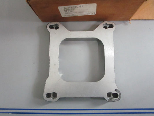 NEW OEM 818568T Mercury Quicksilver Carburetor Spacer Plate 0820