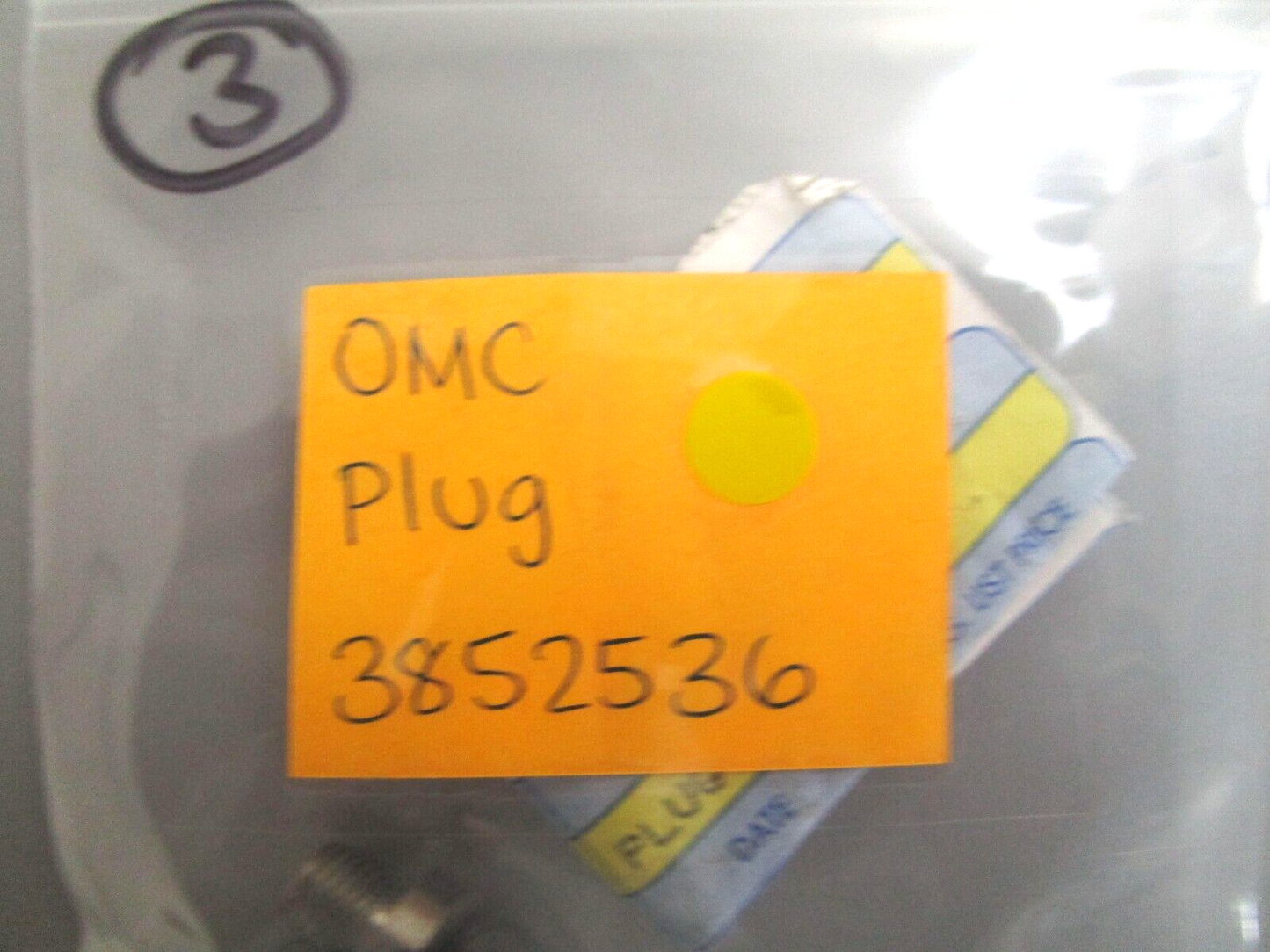 *NEW OEM* 0750 OMC Johnson Evinrude PLUG 3852536