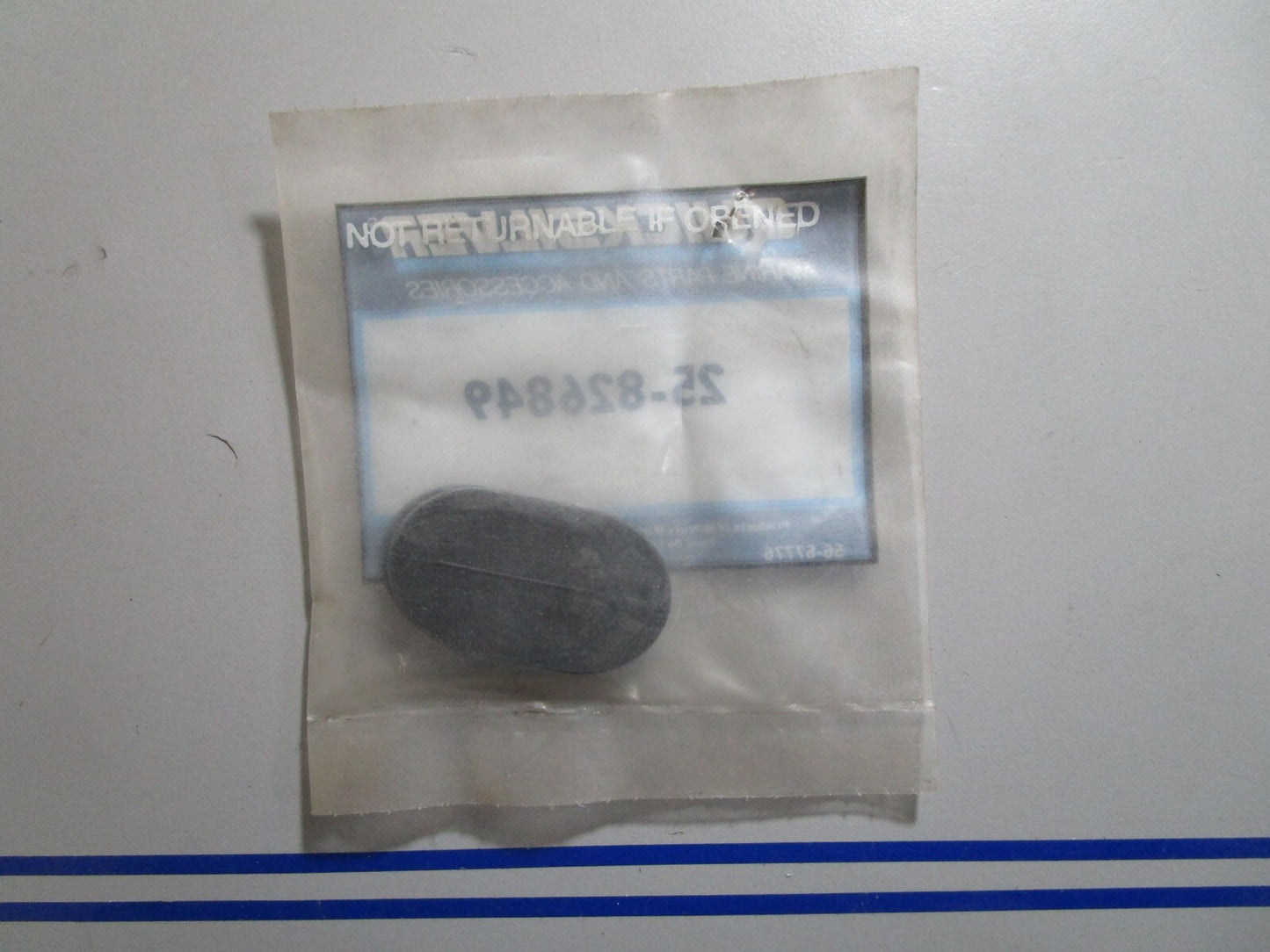 *NEW OEM* 0770 Mercury Quicksilver Grommet 25-826849