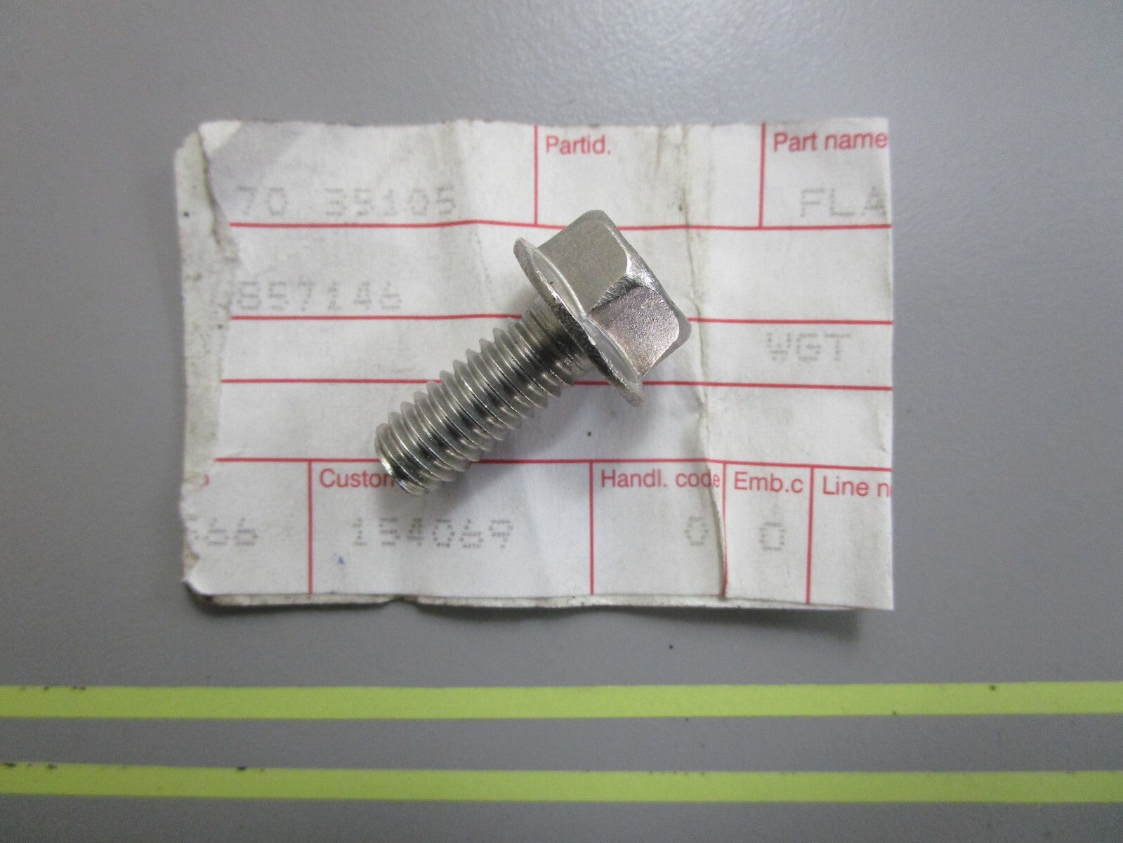 *NEW OEM* 0810 Volvo Penta Flange Screw 3857146
