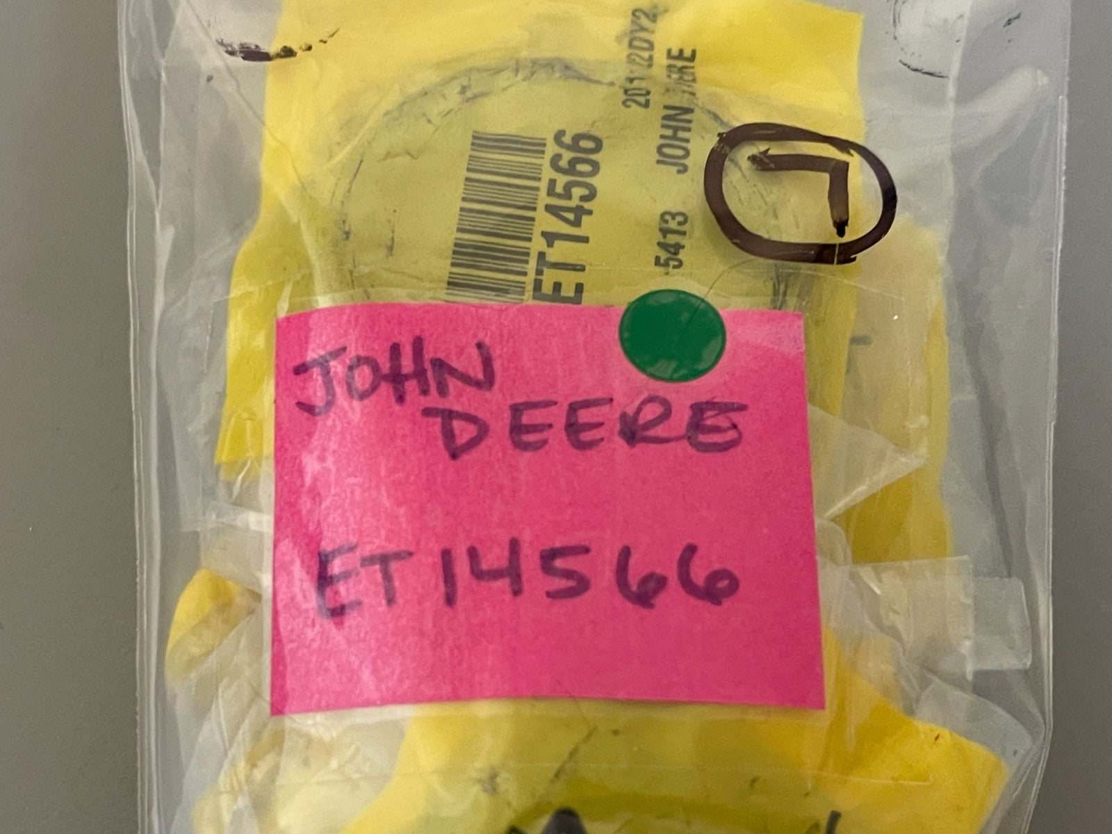 John Deere ET14566 NEW OEM Reel Seal 2500E 3215 3225 3235 7500 8500 Mower 0720