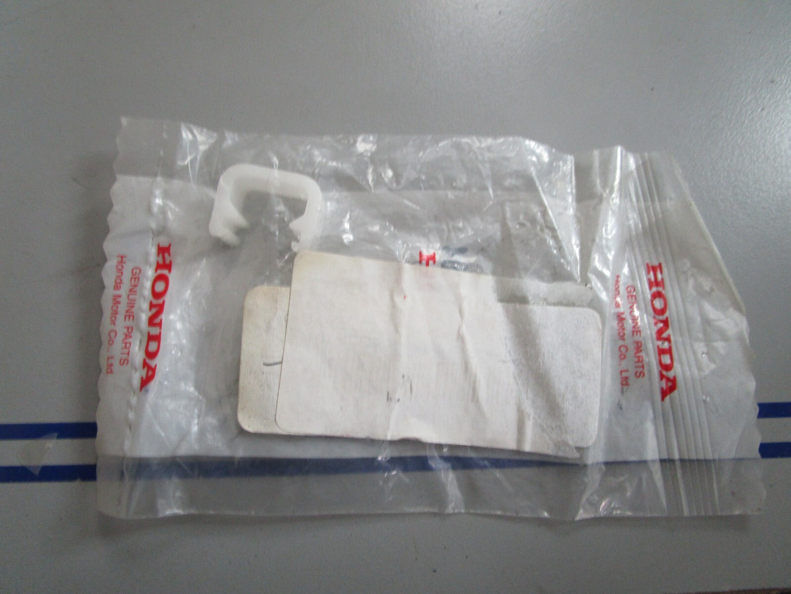 *NEW OEM* 0810 Honda Harness Clip 19017-PK1-004