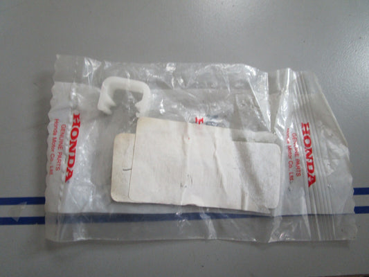 *NEW OEM* 0810 Honda Harness Clip 19017-PK1-004
