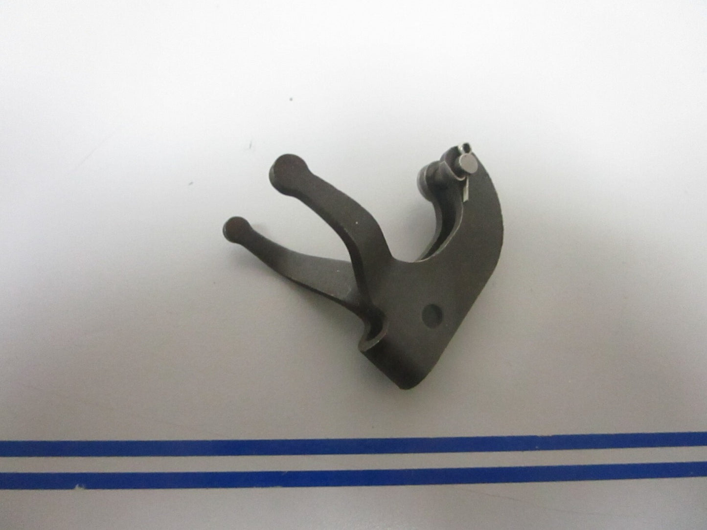 *NEW OEM* 0810 OMC Johnson Evinrude Shift Yoke 320118 0320118