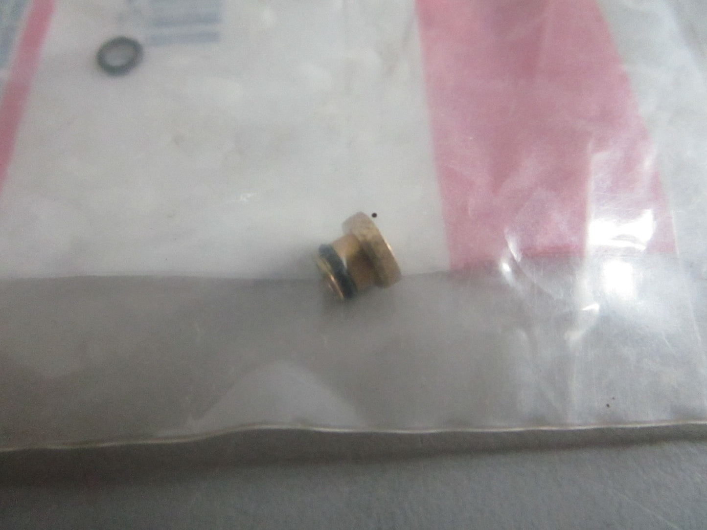NEW OEM 699898 Briggs & Stratton Main Jet 0820