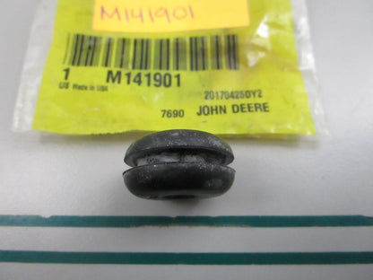 NEW OEM M141901 John Deere Grommet 0810
