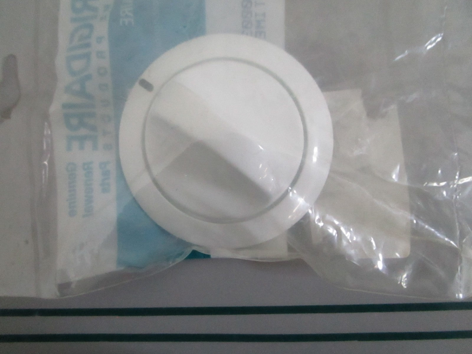 NEW OEM 131790003 Frigidaire Timer Knob 0820