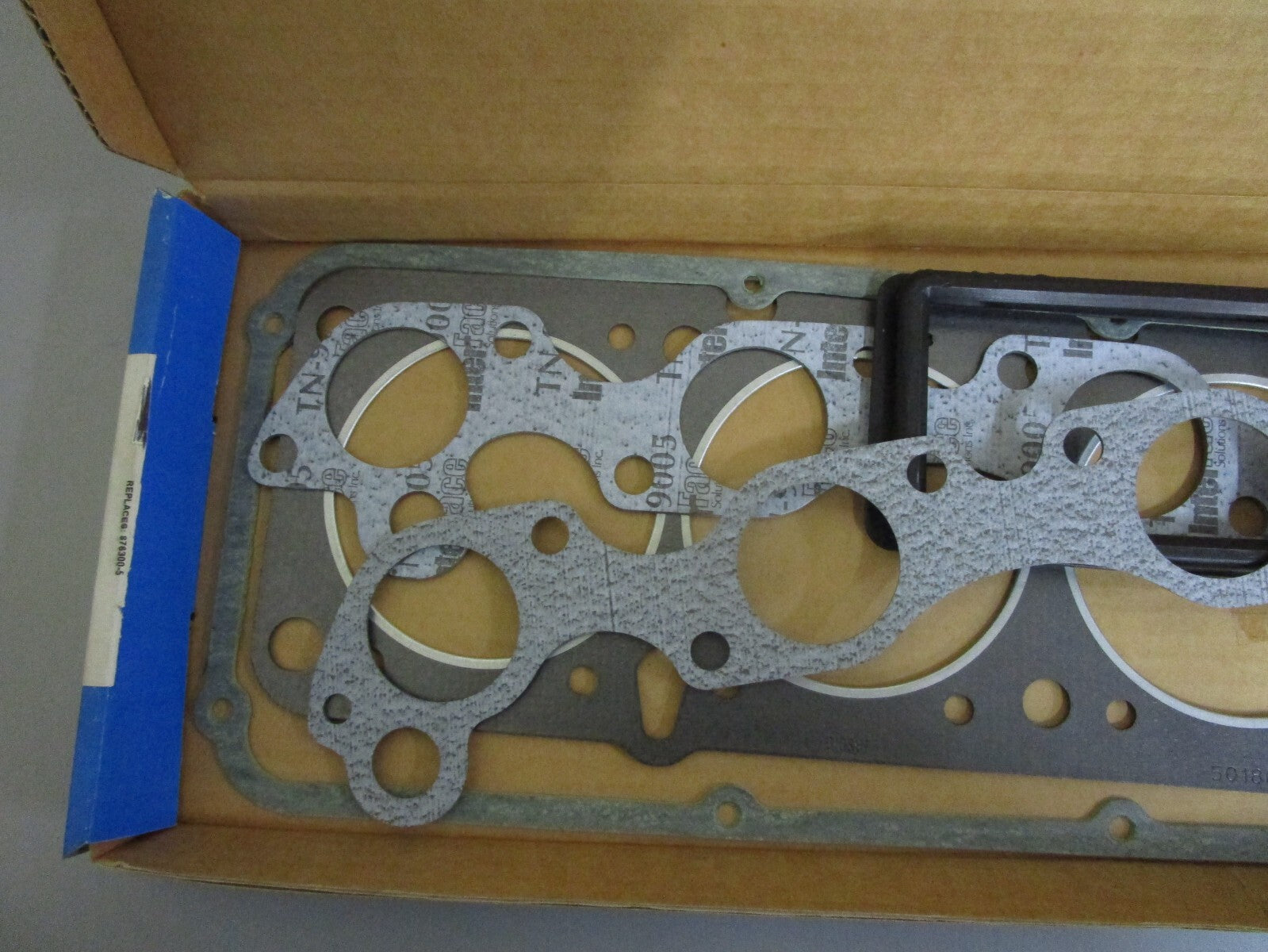 *NEW* 0820 Sierra Gasket Set 18-2998 Replaces: 876300