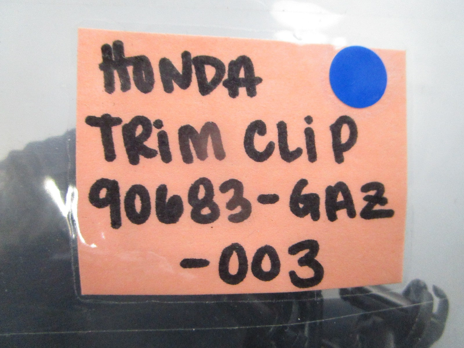 NEW OEM (LOT OF 2) Honda 90683-GAZ-003 Trim Clip 0810