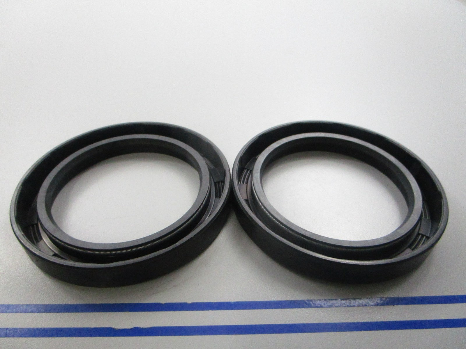 NEW (LOT OF 2) CR093613 For: Crown Total Source Oil Seal 0810