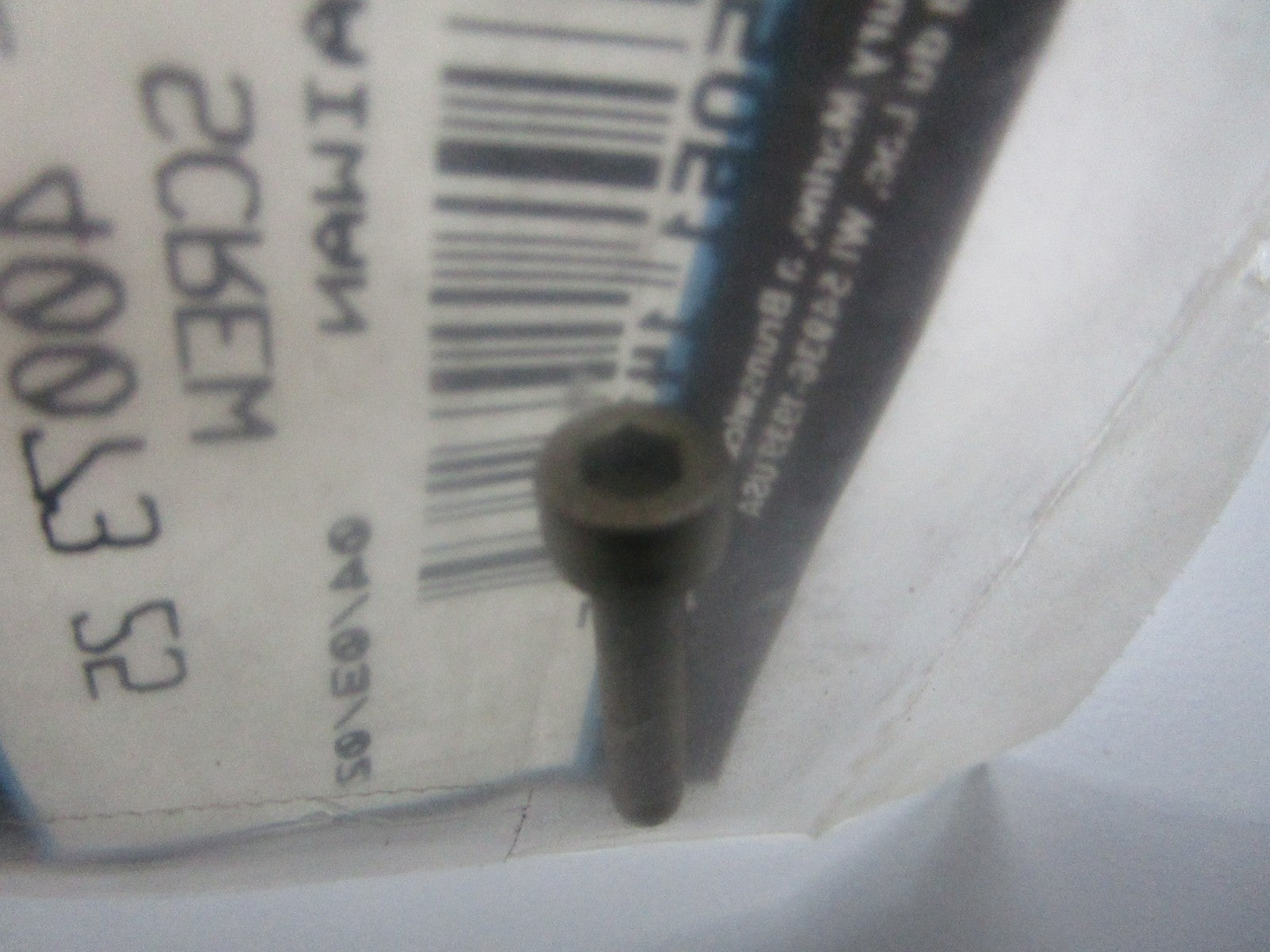 *NEW OEM* 0810 Mercury Quicksilver Screw 10-40073 25