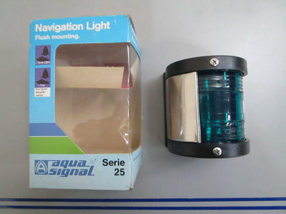 *NEW* 0820 Aqua Signal 10W Starboard/Tribord Navigation Light 351110