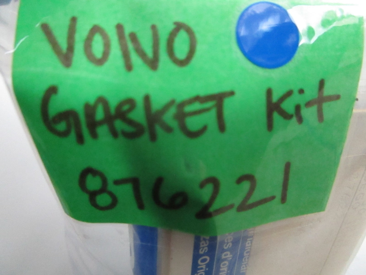 *NEW OEM* 0810 Volvo Penta Gasket Kit 876221