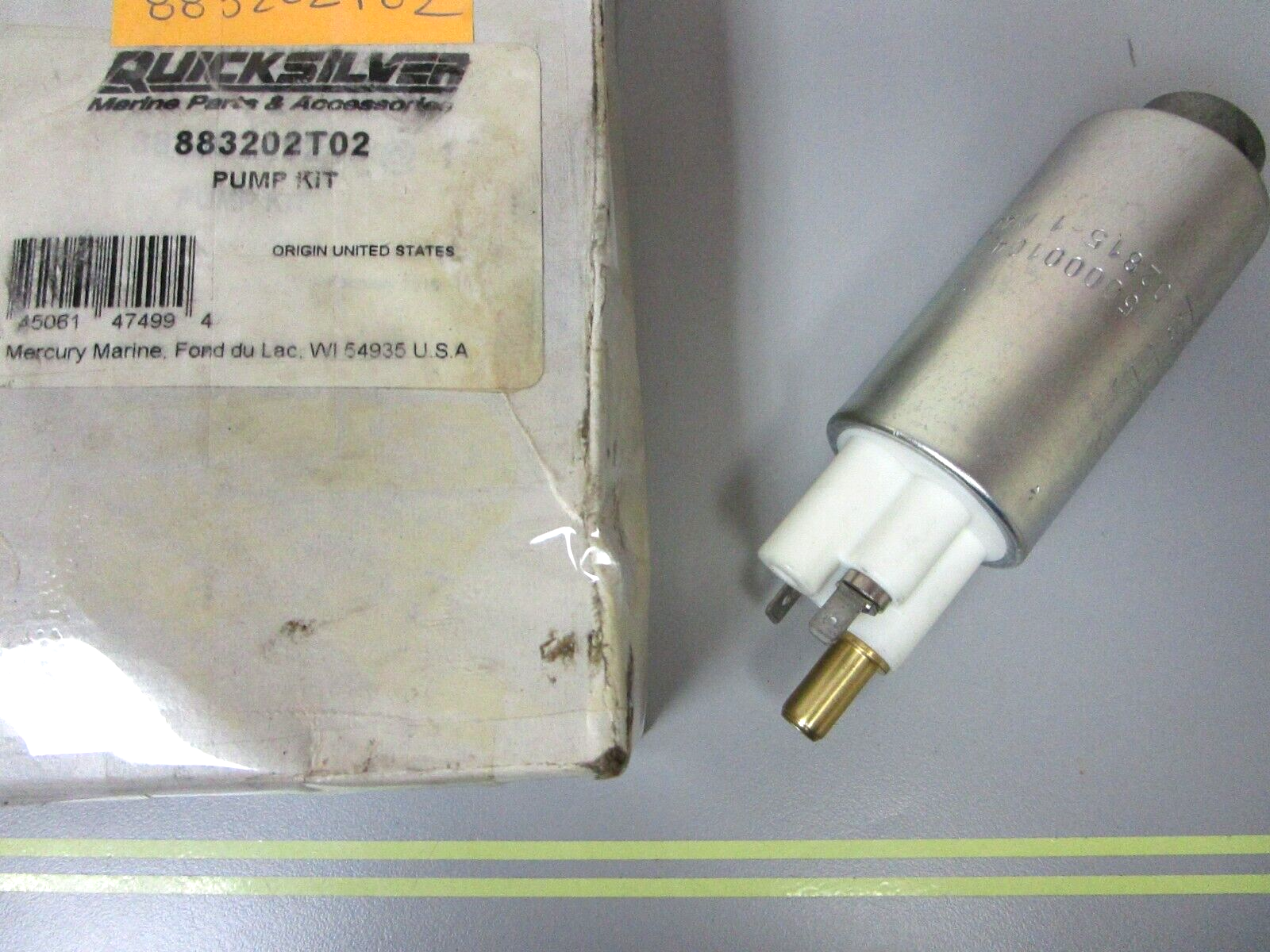 *NEW OEM* 0720 Mercury Quicksilver Fuel Pump 883202T02