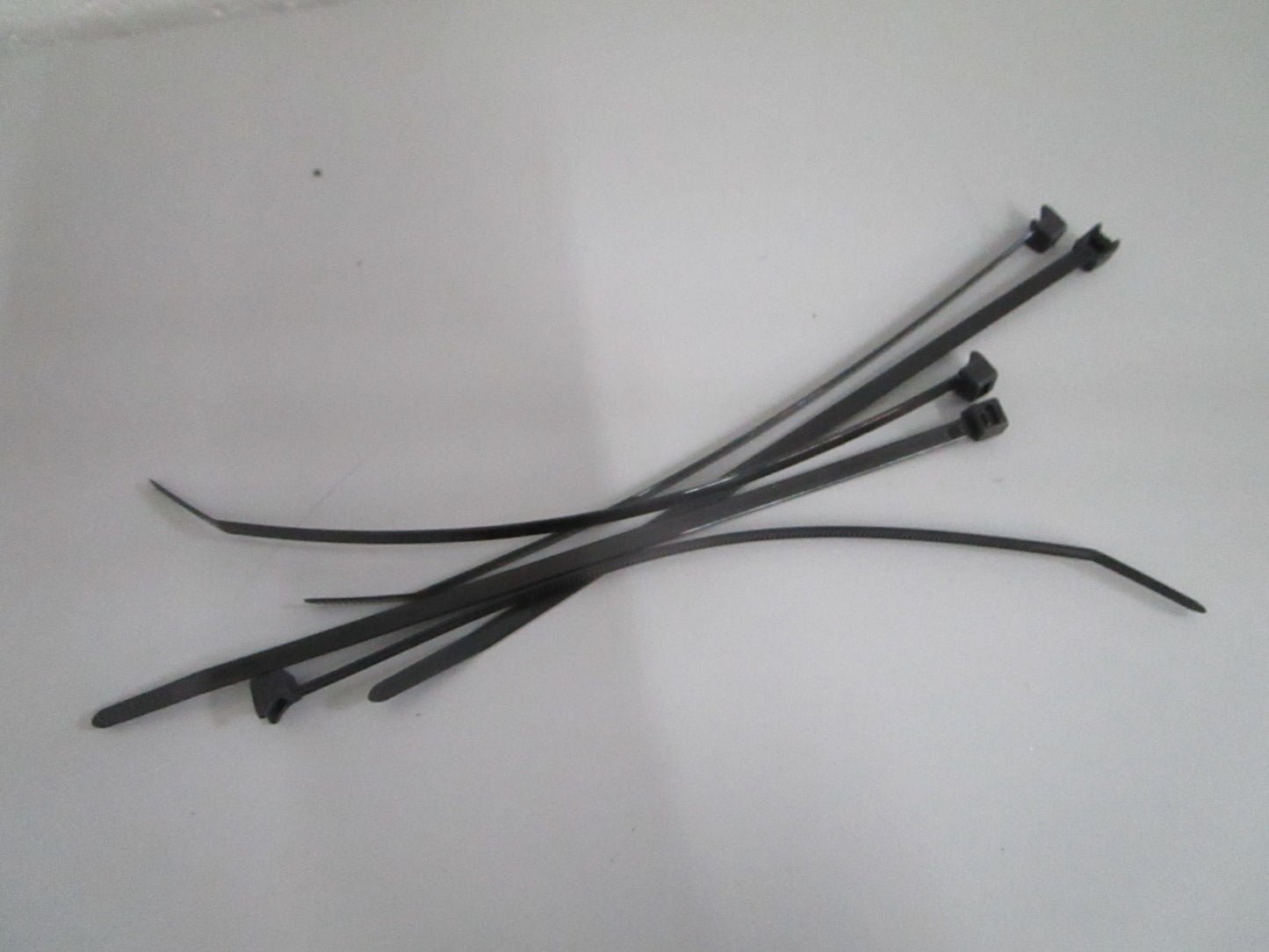 NEW OEM 395204 0395204 OMC Johnson Evinrude Rectifier & Regulator Kit 0820