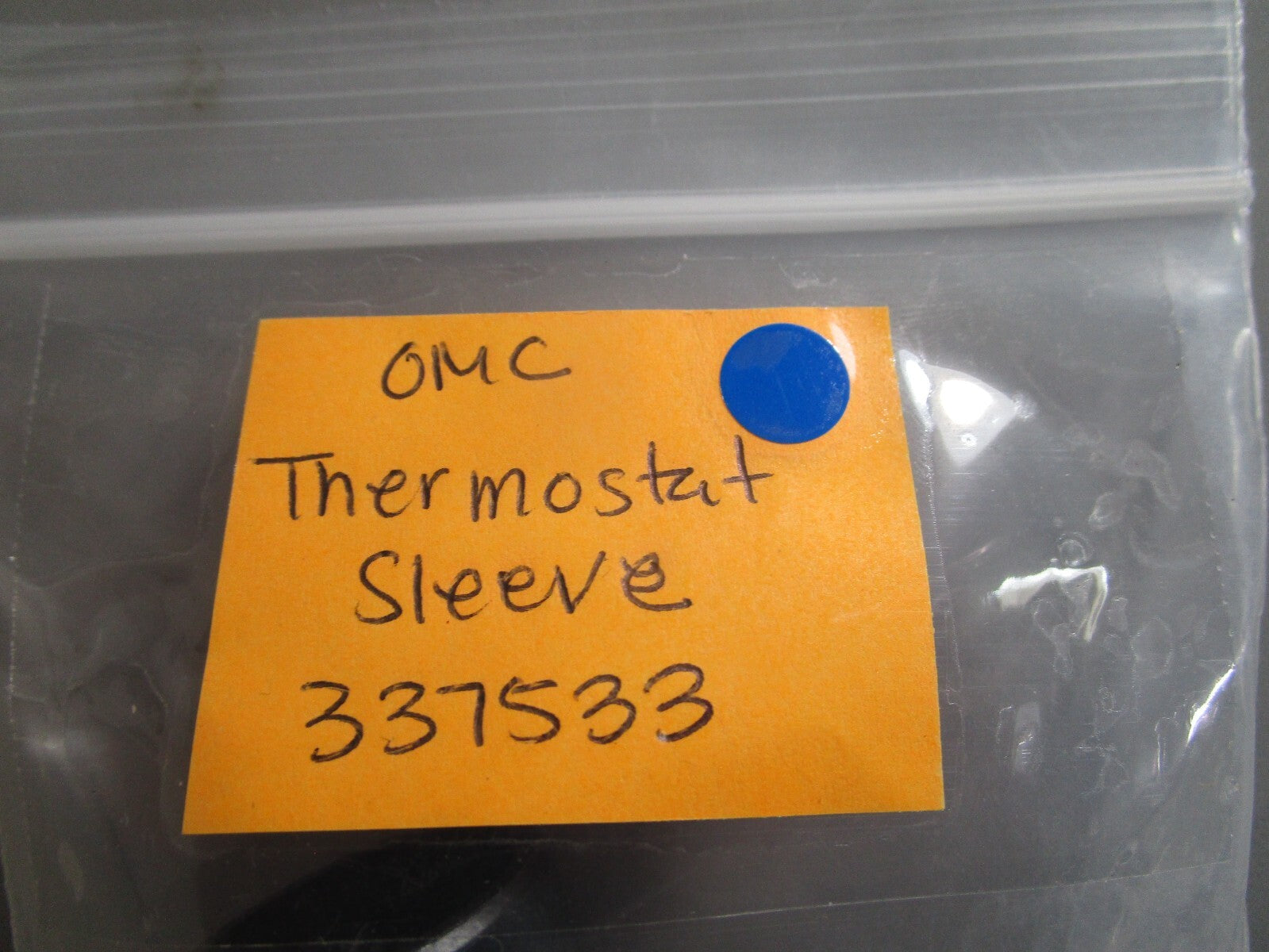 *NEW OEM* 0810 OMC Johnson Evinrude Thermostat Sleeve 337533 0337533