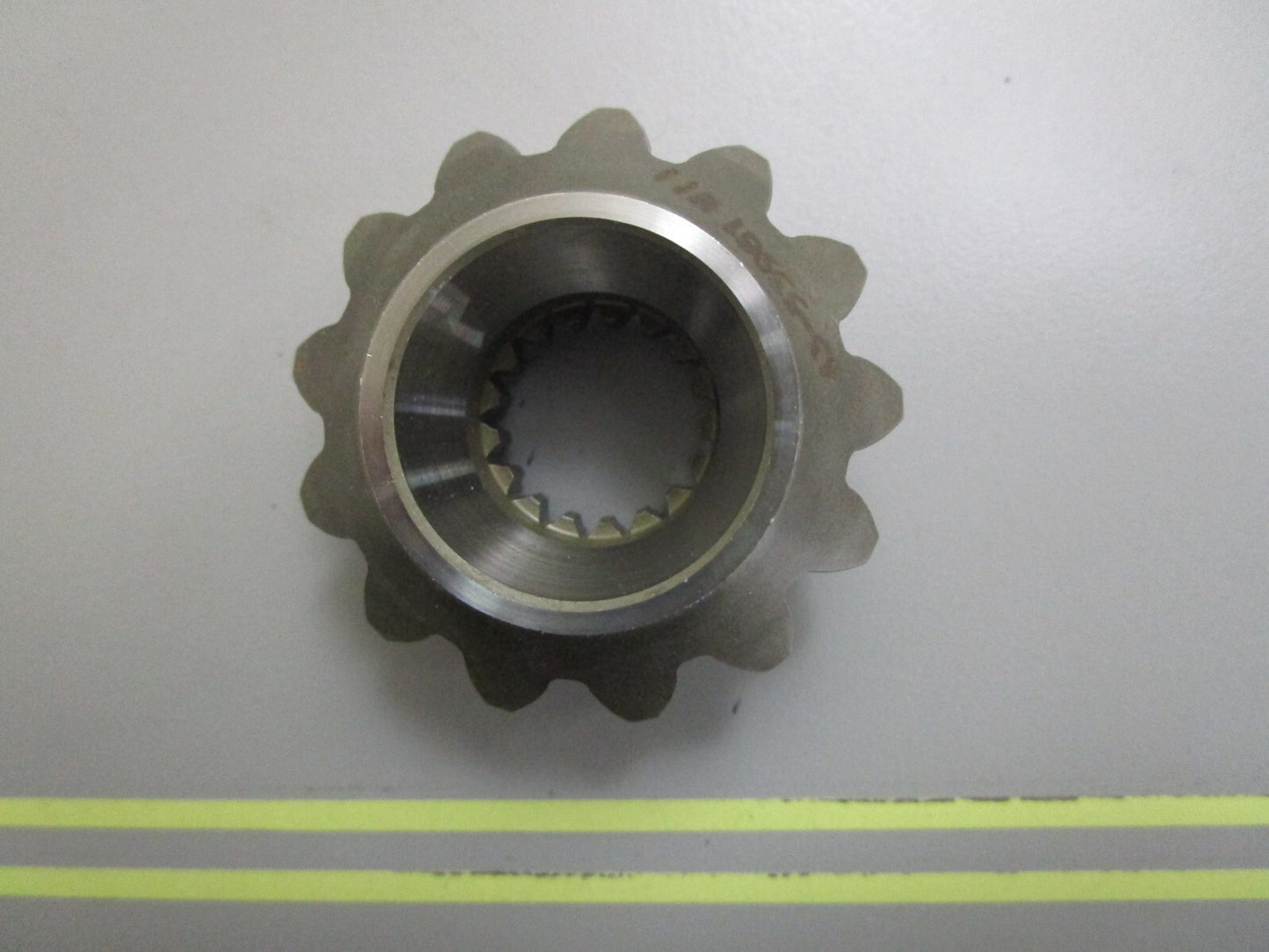 *NEW OEM* 0820 Mercury Quicksilver Pinion Gear 43-53981