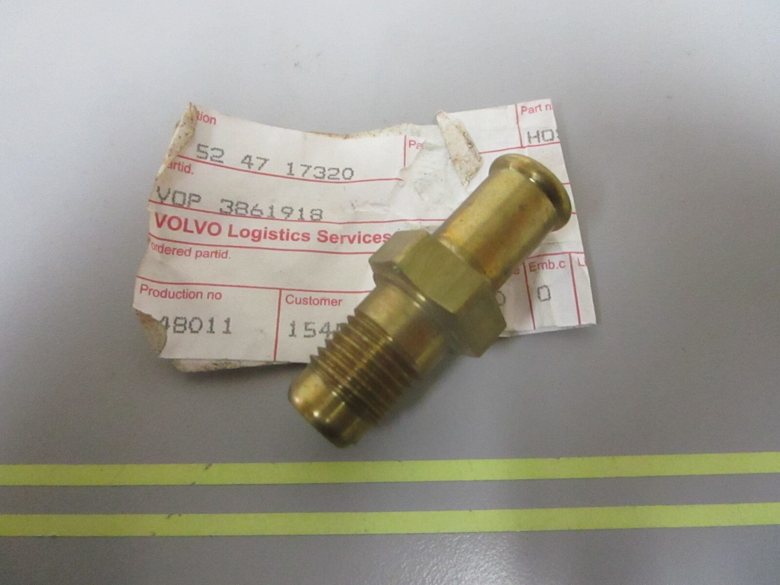 *NEW OEM* 0720 Volvo Penta Hose Nipple 3861918