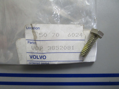 *NEW OEM* 0770 Volvo Penta Screw 3852081