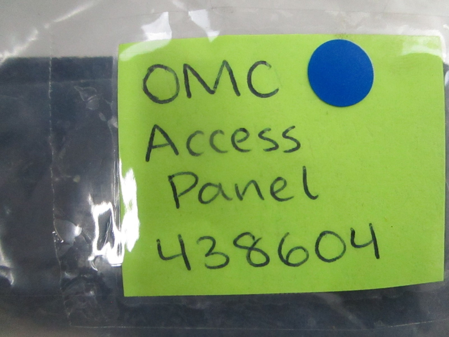 *NEW OEM* 0810 OMC Johnson Evinrude Access Panel 438604 0438604