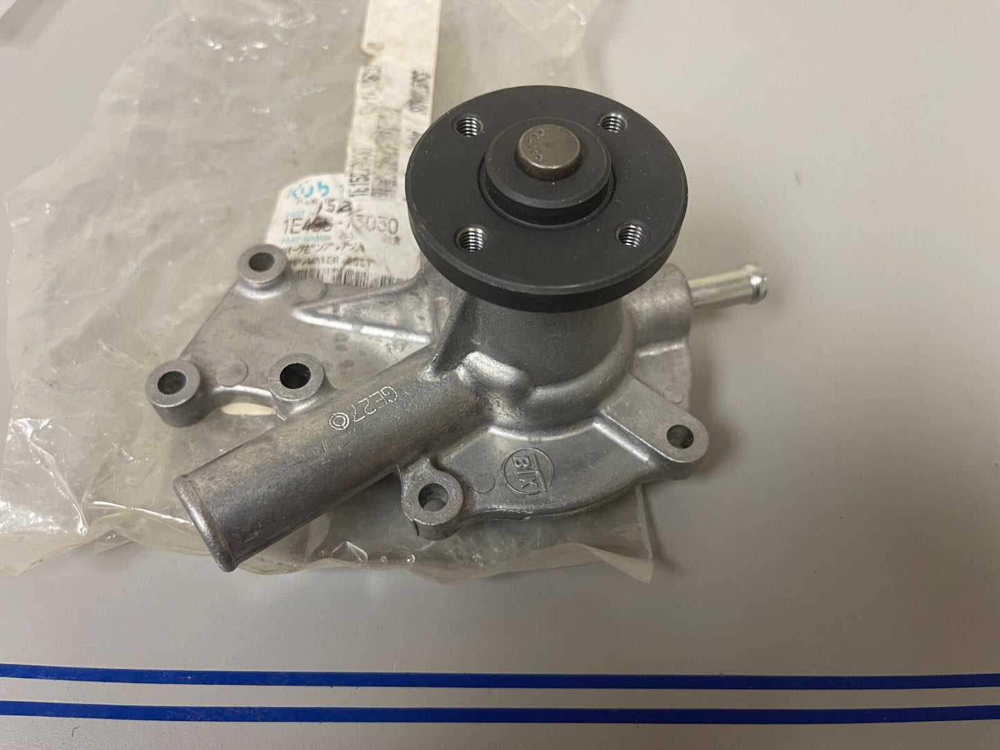 *NEW OEM* 0720 Kubota Water Pump Assembly 1E496-73030