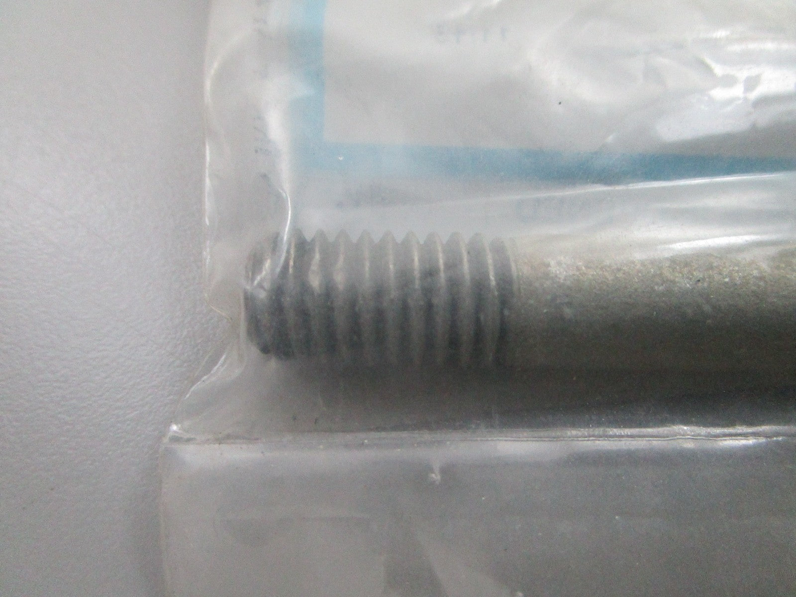 *NEW OEM* 0810 Mercury Quicksilver Stud 16-57921