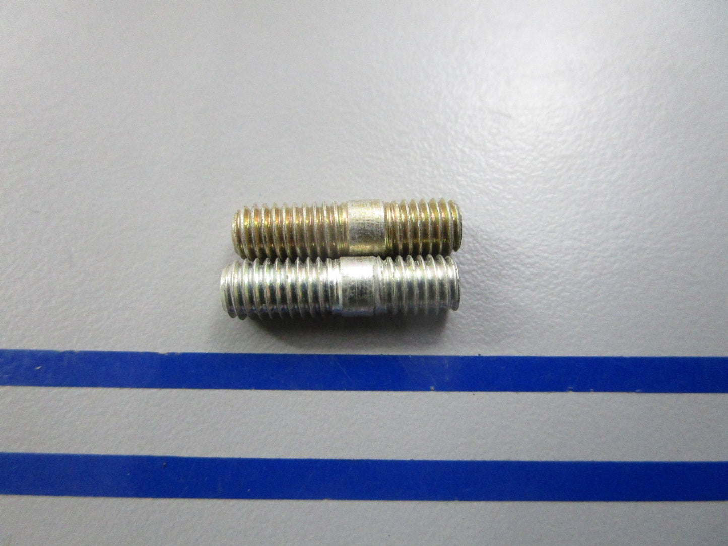 NEW OEM (LOT OF 2) 16-45715 Mercury Quicksilver Stud 0810