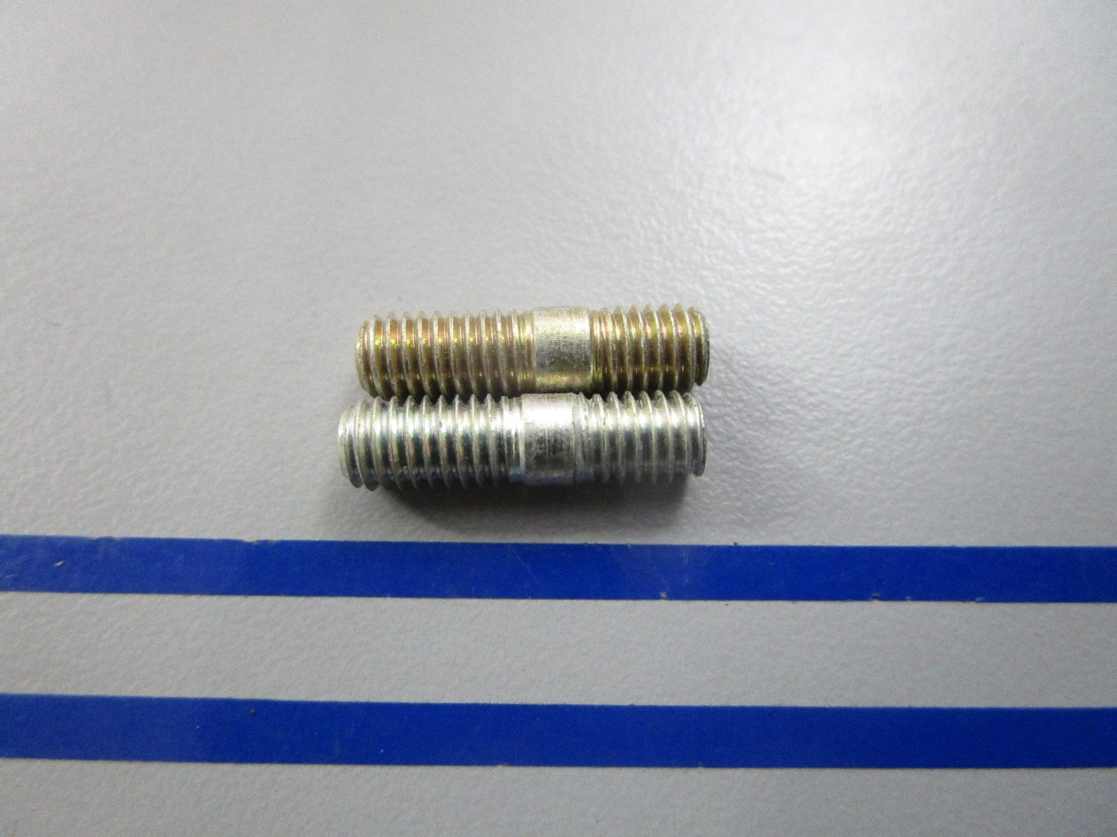 NEW OEM (LOT OF 2) 16-45715 Mercury Quicksilver Stud 0810