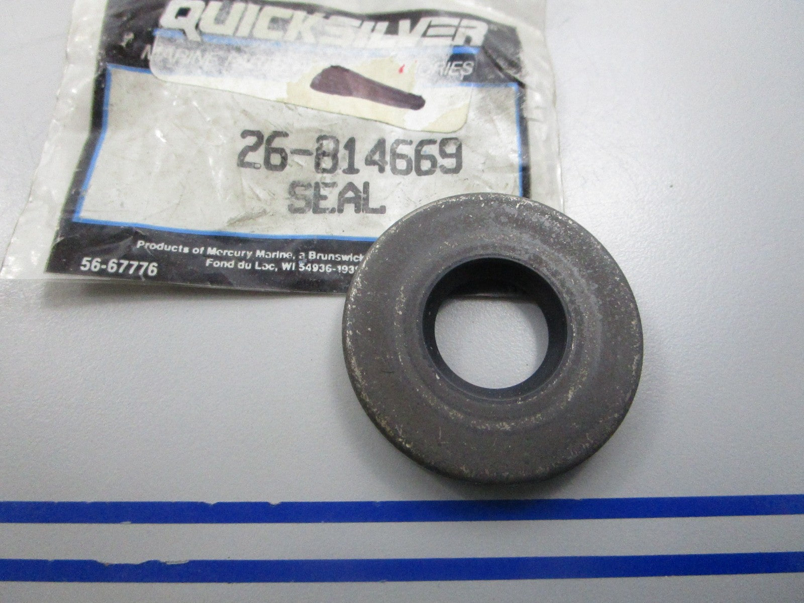 NEW OEM 26-814669 Mercury Quicksilver Seal 0810