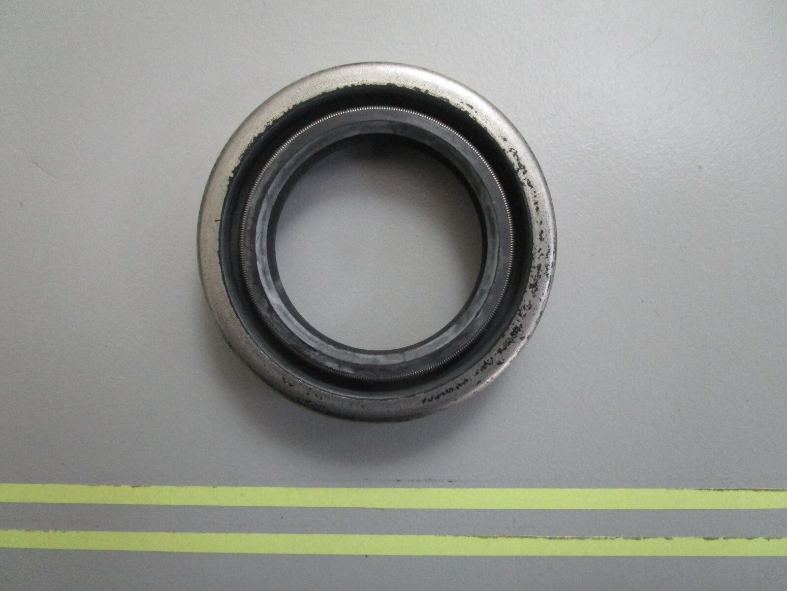 *NEW OEM* 0820 Mercury Quicksilver Seal 26-F506118-1