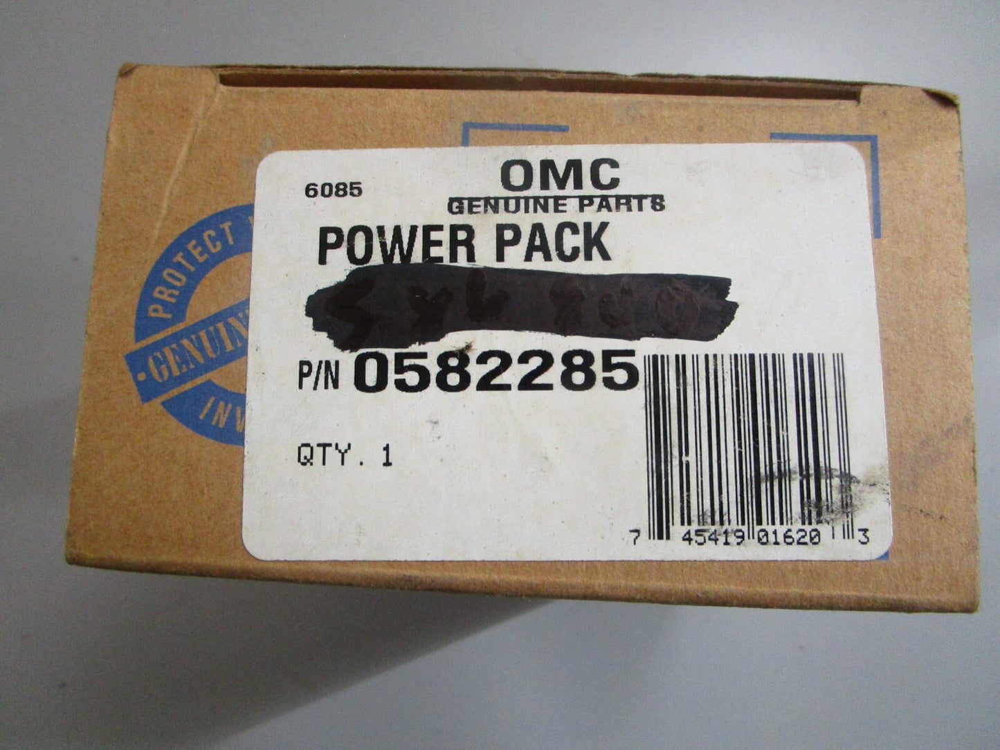 *NEW OEM* 0820 OMC Johnson Evinrude Power Pack 582285 0582285 582281 0582281