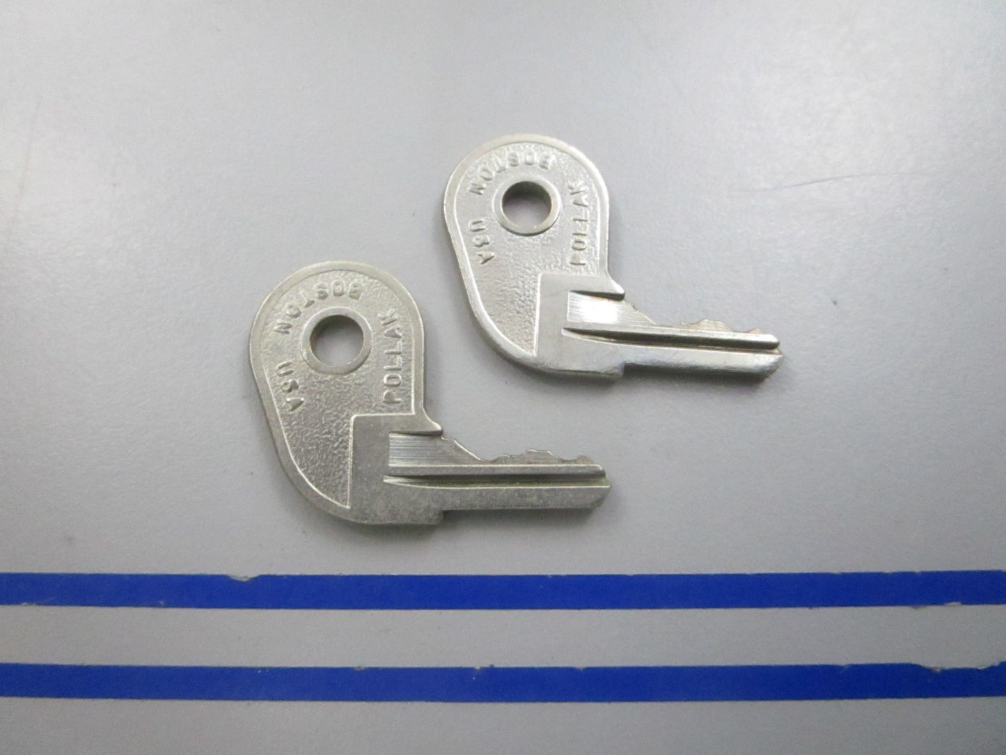 NEW OEM (LOT OF 2) 501797 0501797 OMC Johnson Evinrude Key #83 0810